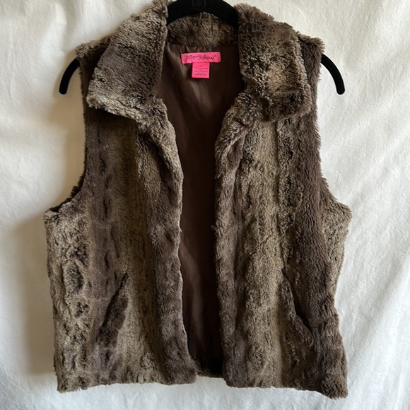 Betsey Johnson brown tones faux fur vest, size S - Picture 5 of 7